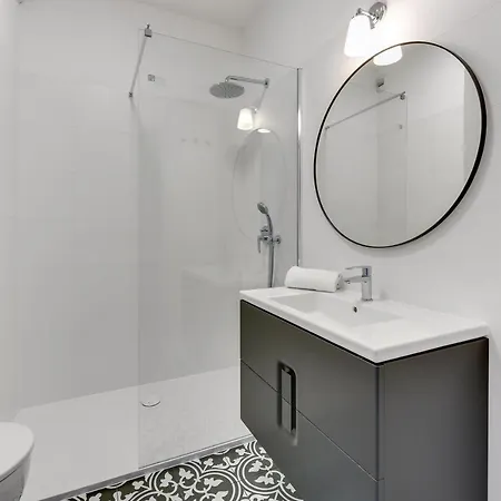 Grano Flats - Riverfront